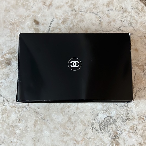 Chanel travel size sample set - Picture 6 of 6